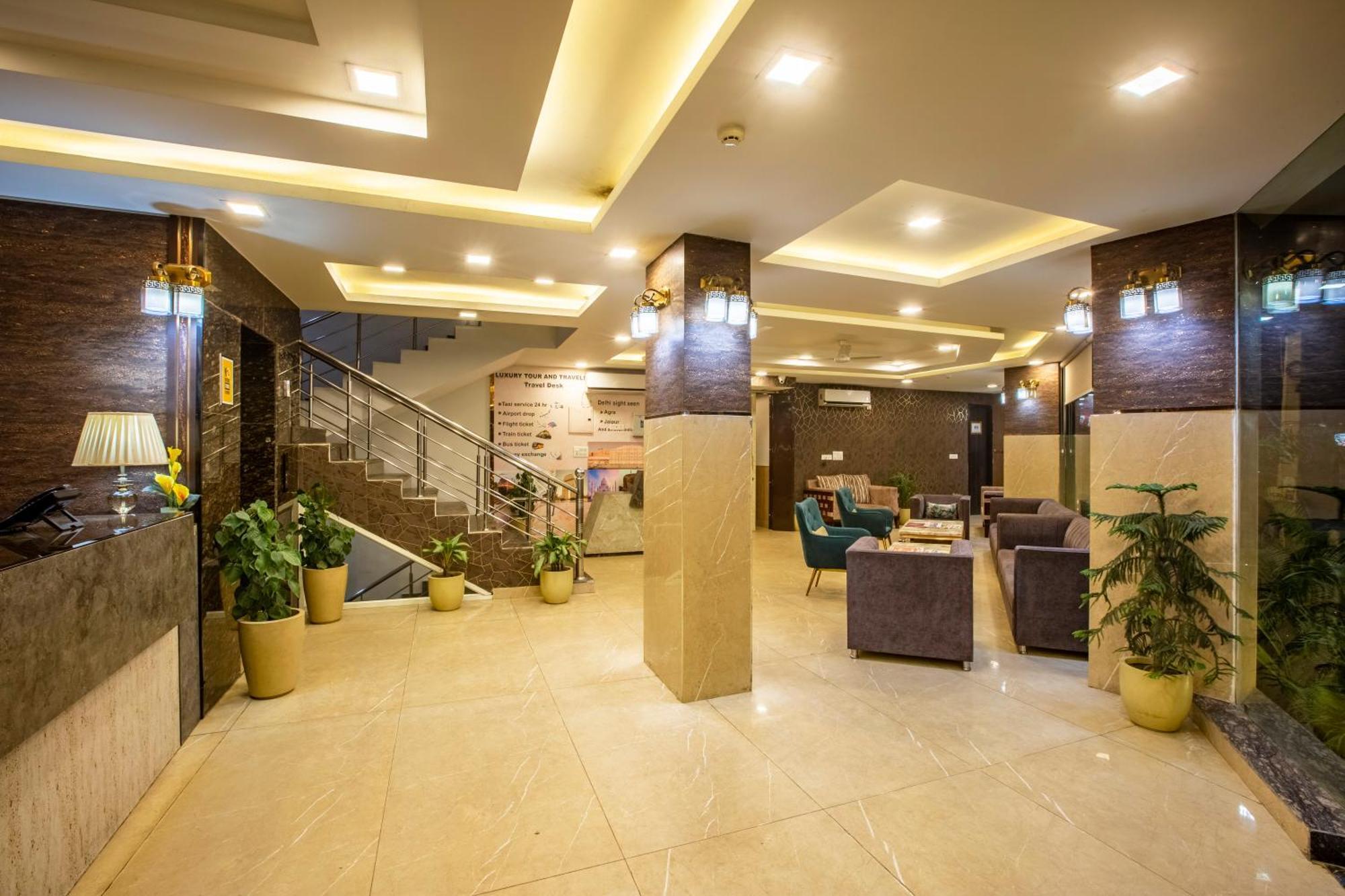 Hotel Prithvi-Raj Near Delhi Airport Нью-Делі Екстер'єр фото