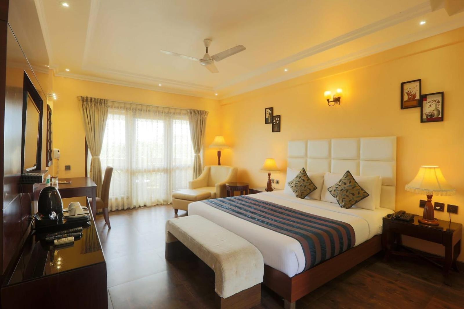 Hotel Prithvi-Raj Near Delhi Airport Нью-Делі Екстер'єр фото