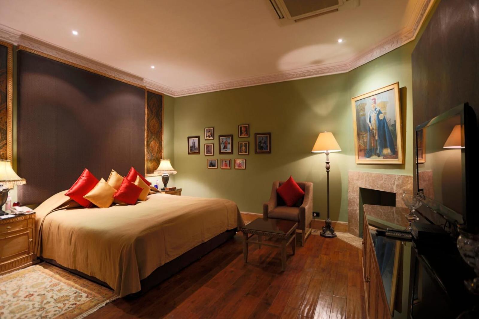 Hotel Prithvi-Raj Near Delhi Airport Нью-Делі Екстер'єр фото