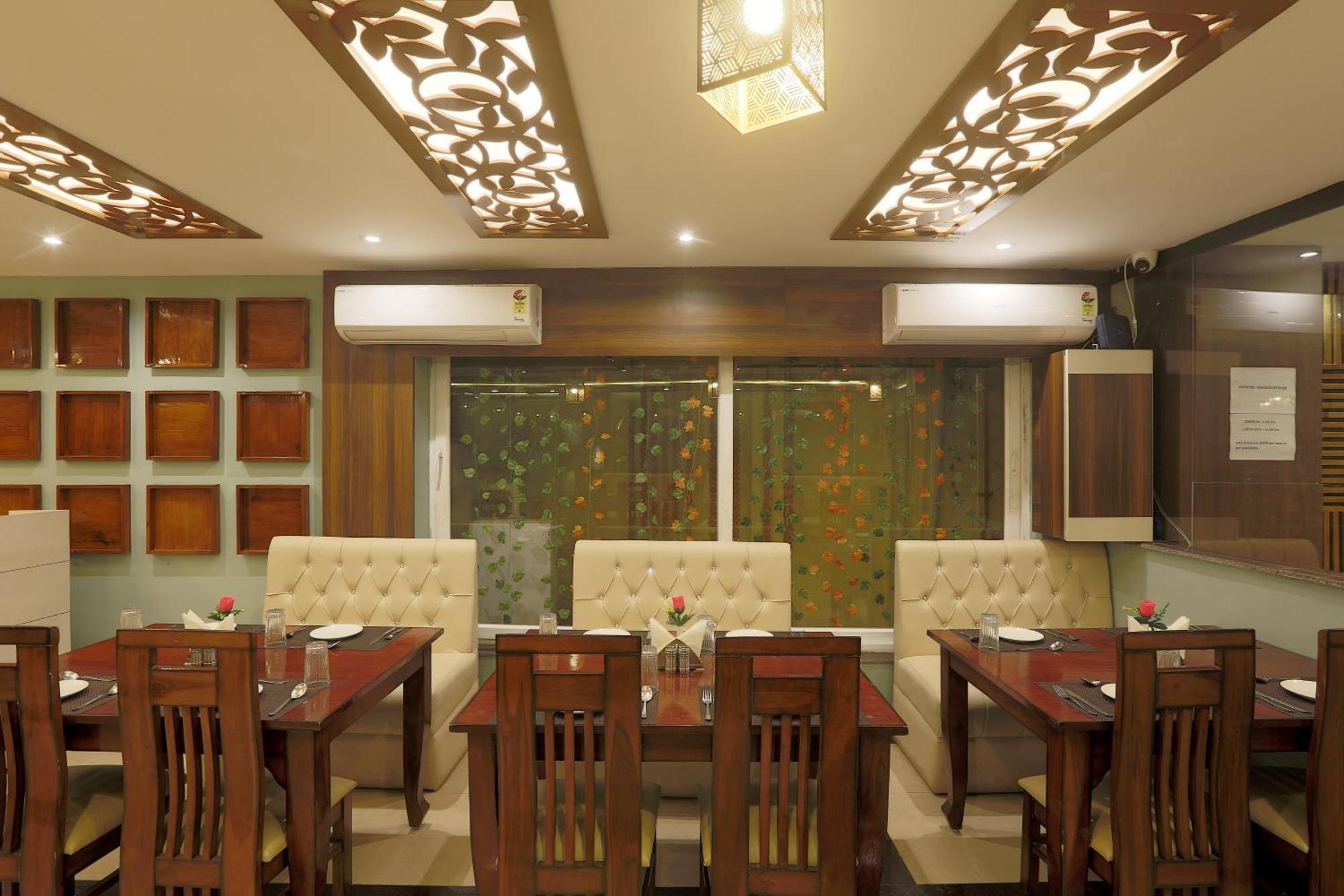 Hotel Prithvi-Raj Near Delhi Airport Нью-Делі Екстер'єр фото